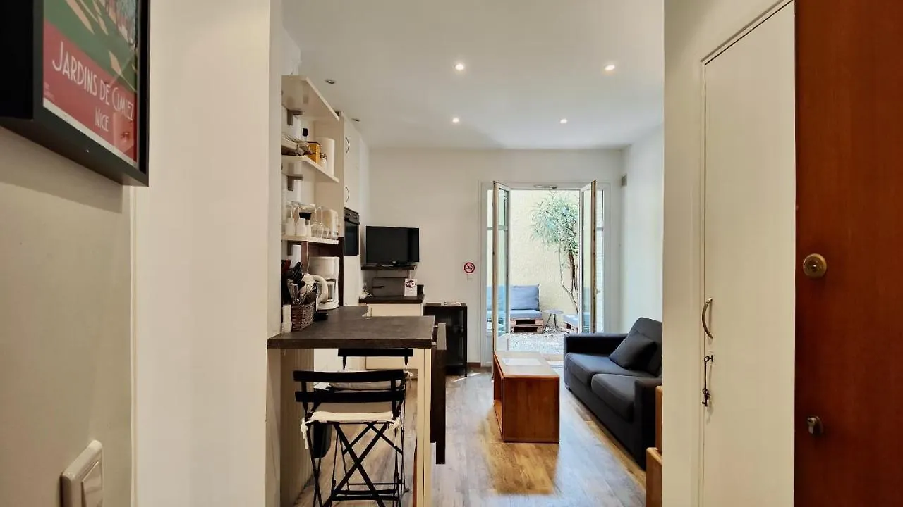 Appartement Maison Jeanne By Booking Guys Nizza Nyaraló